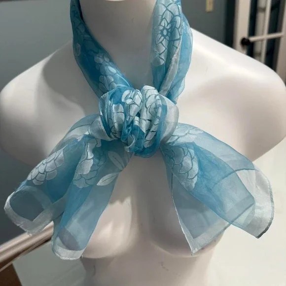 Vintage Blue floral sheer‎ scarf - Picture 2 of 5